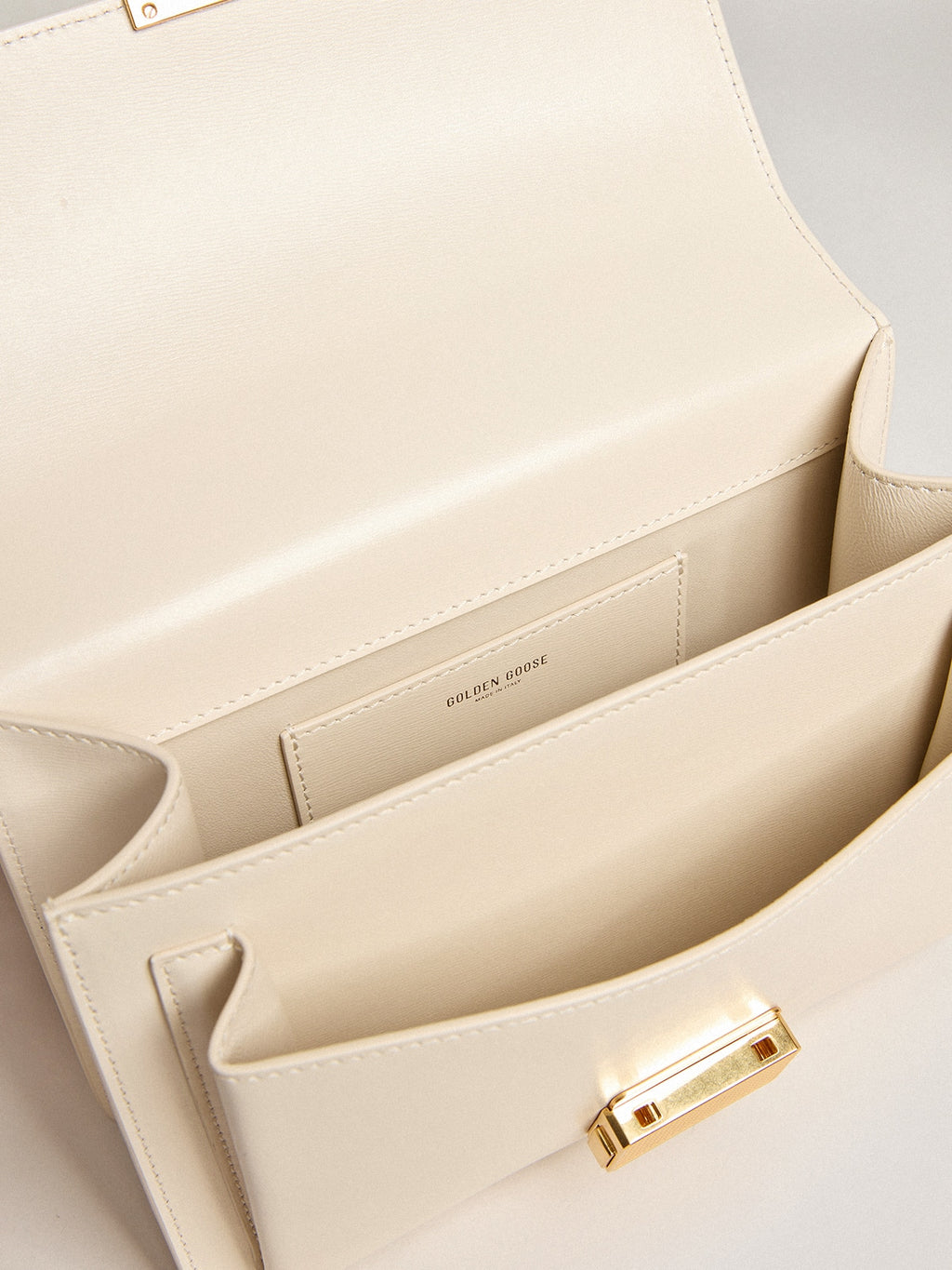 Venezia Bag in butter-colored boarded leather with silk scarf| Golden Goose