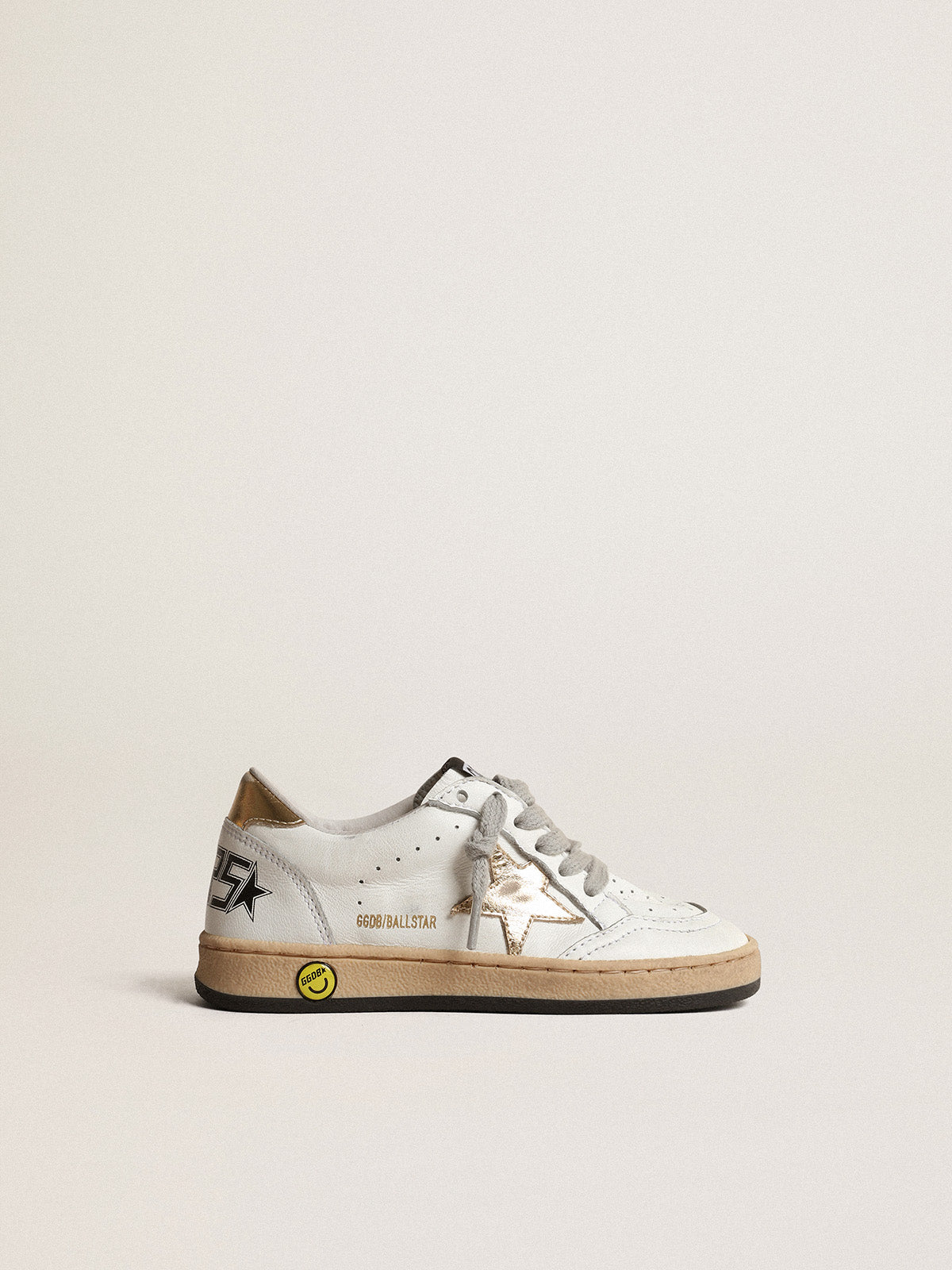 Ball Star Junior with gold metallic leather star and heel tab| Golden Goose