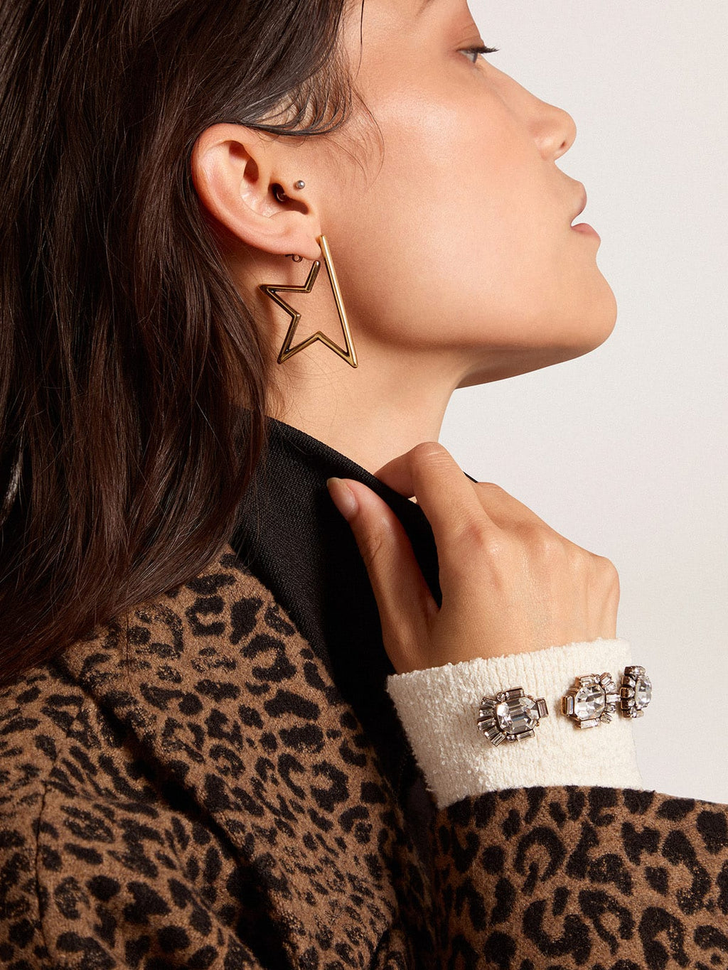Women's Star antique gold color pendant earrings| Golden Goose