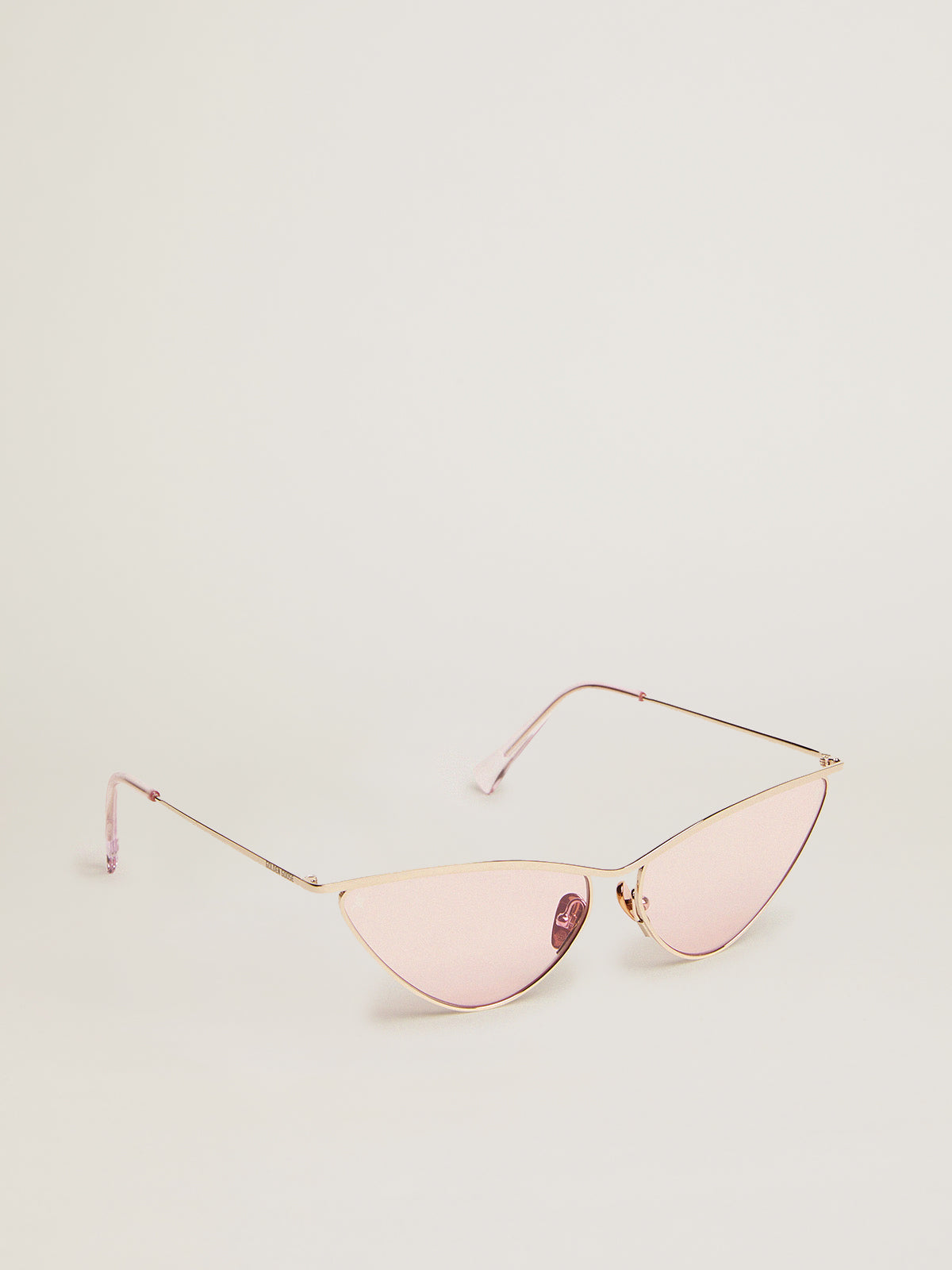 Sunframe cat-eye style with pink frame and lenses| Golden Goose