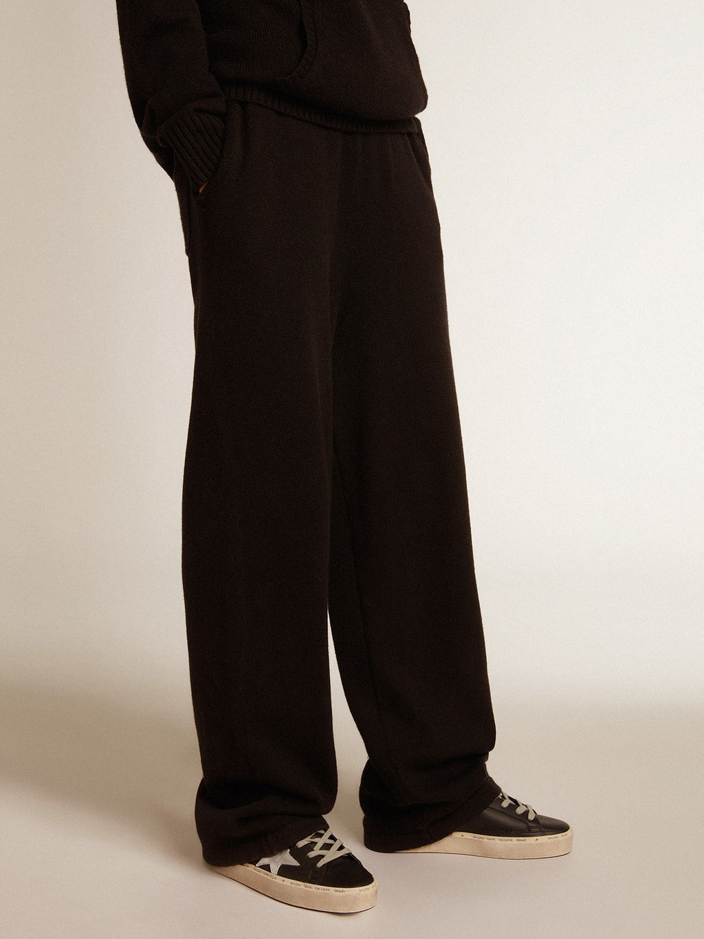 Black cashmere blend women's joggers| Golden Goose