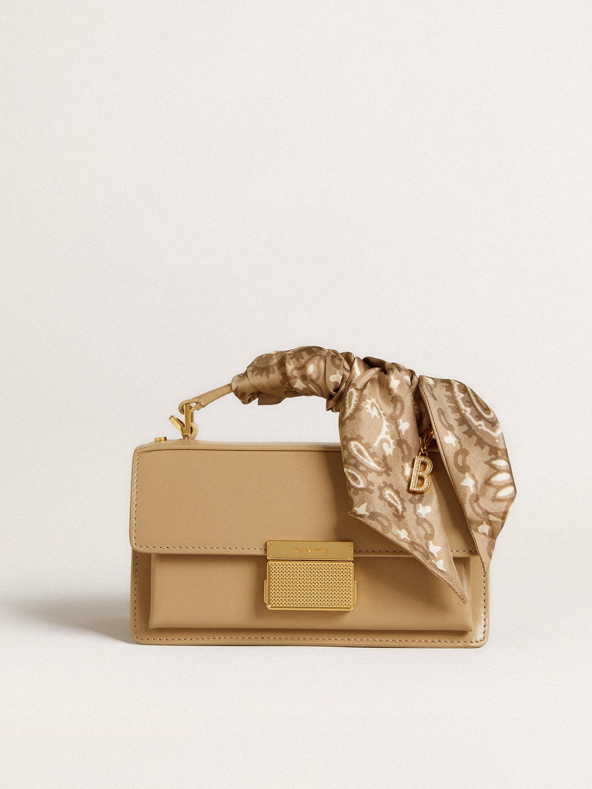 Letter B charm in gold-colored brass with crystals| Golden Goose