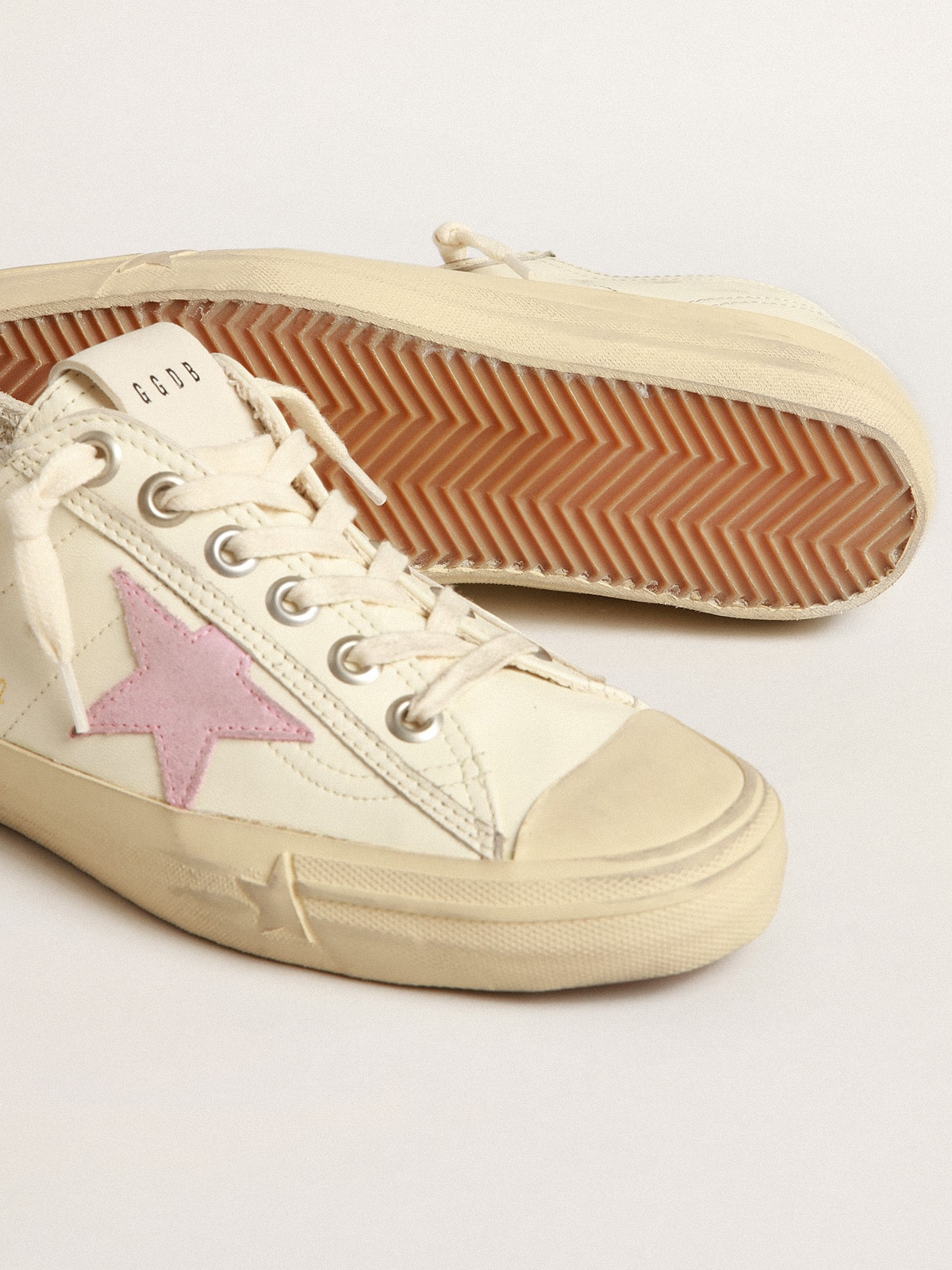 V-Star in beige nappa leather with old-rose suede star| Golden Goose
