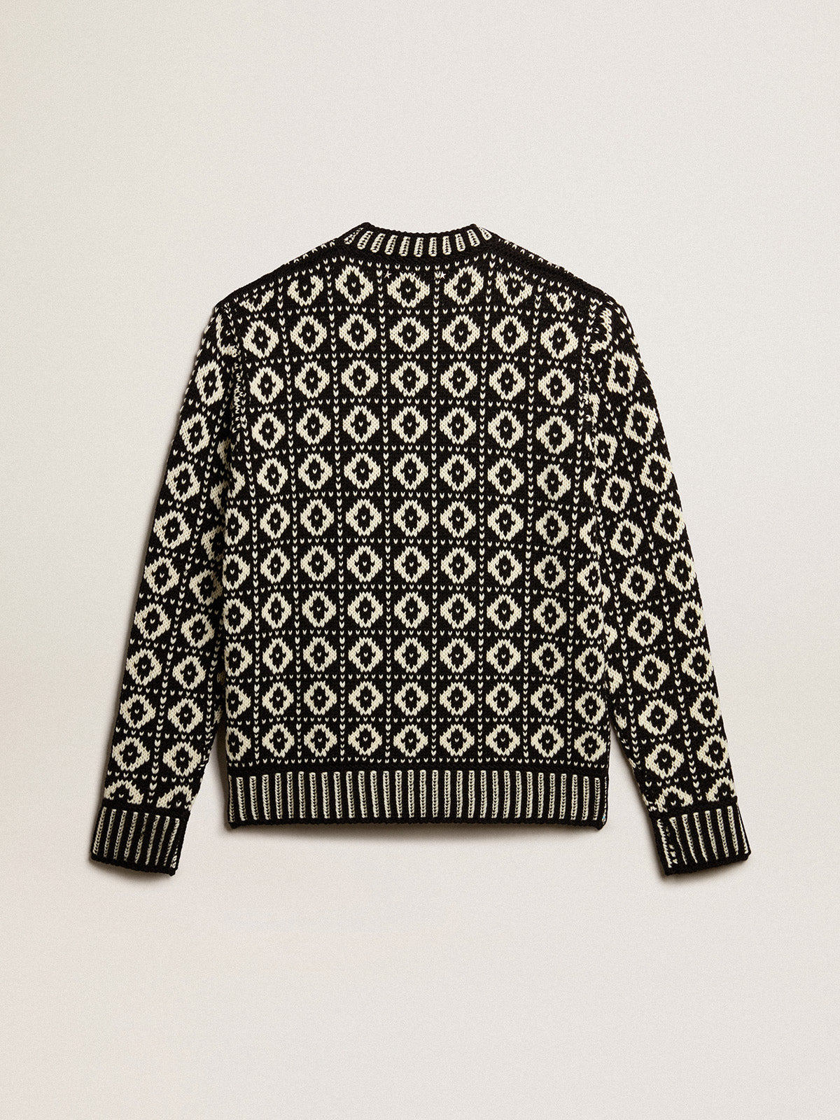 Round-neck sweater with geometric pattern in vintage white and black| Golden Goose