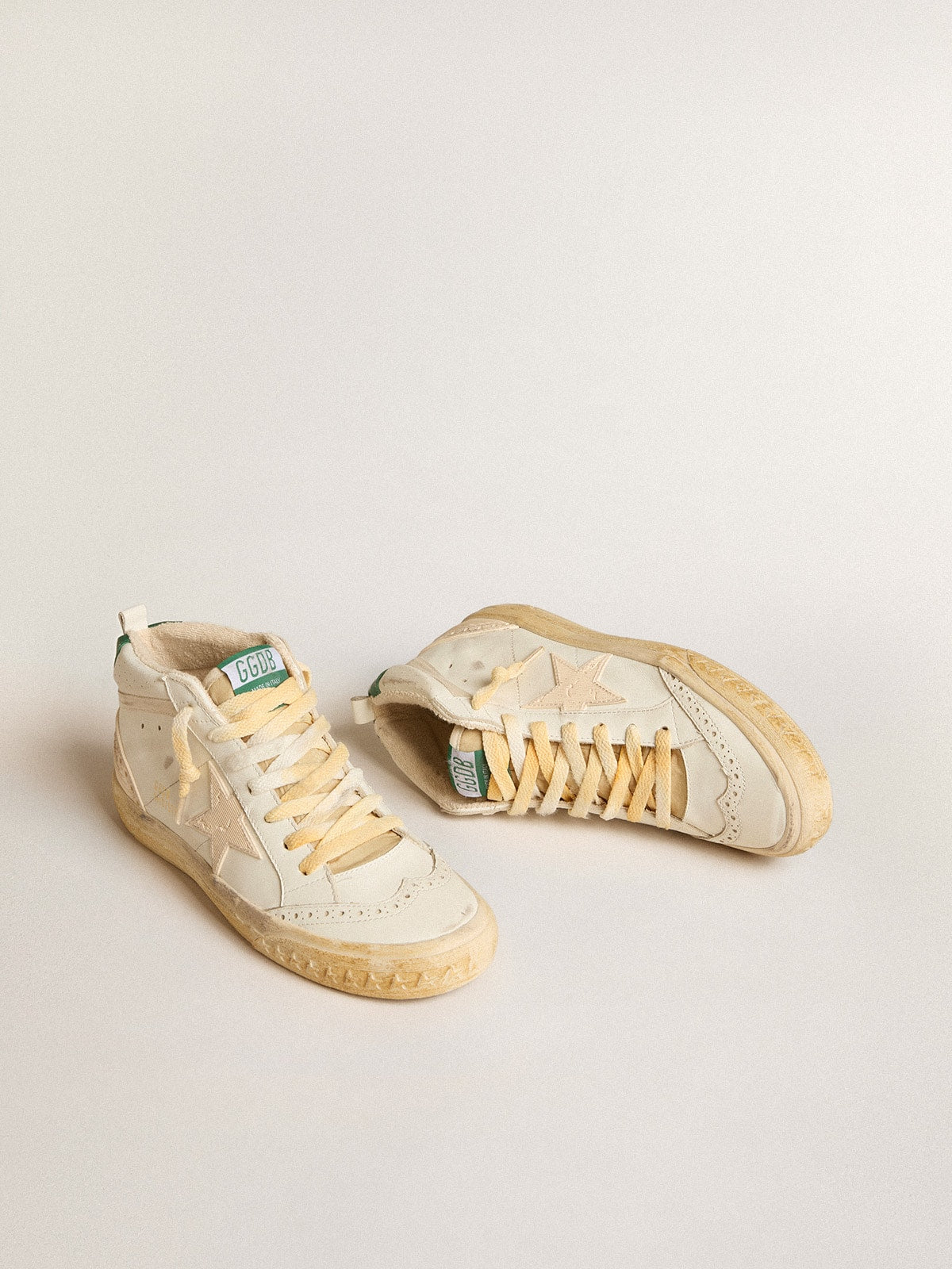 Mid Star in nappa with textured rubber star and cream cotton flash| Golden Goose