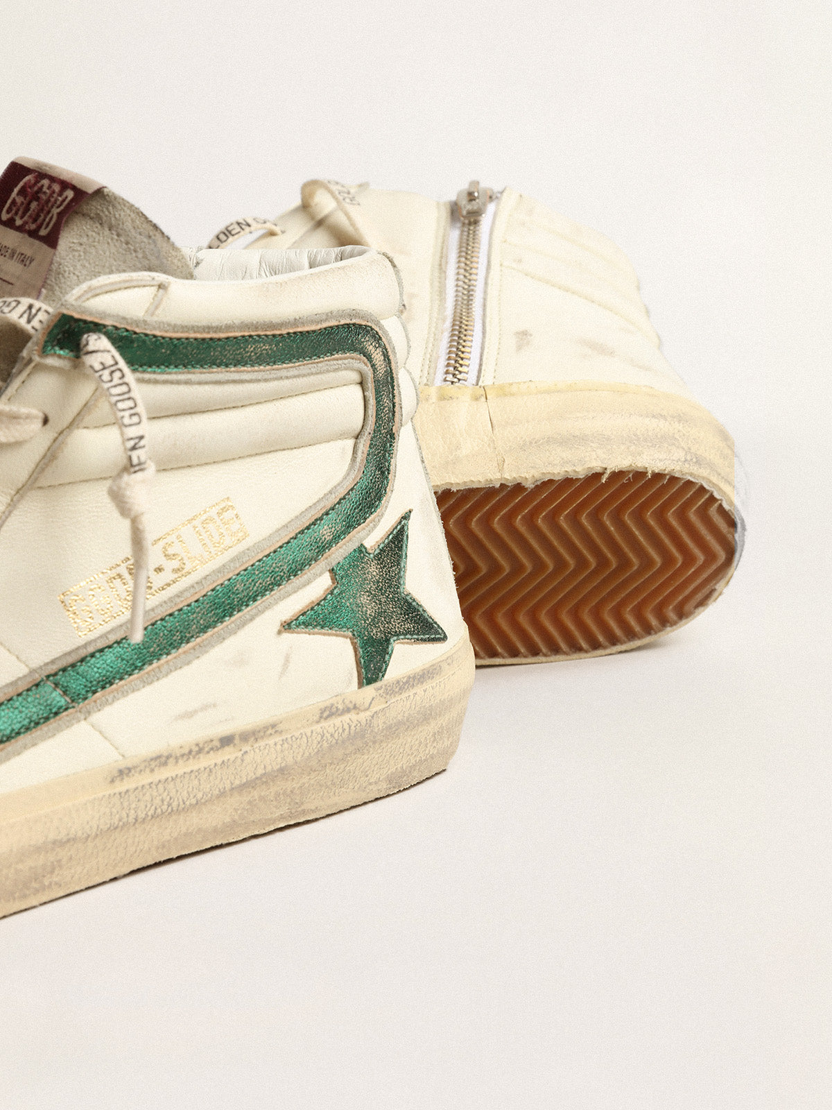 Slide in beige nappa with green laminated leather star and flash| Golden Goose