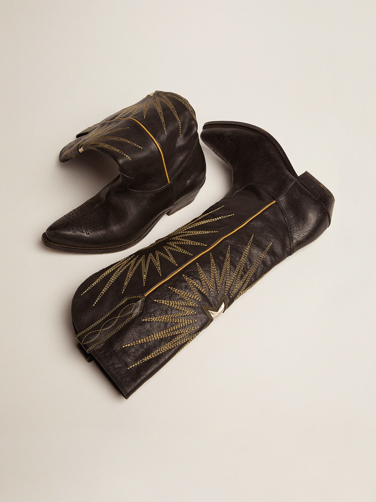 Wish Star boots in black leather with platinum laminated leather inlay star| Golden Goose