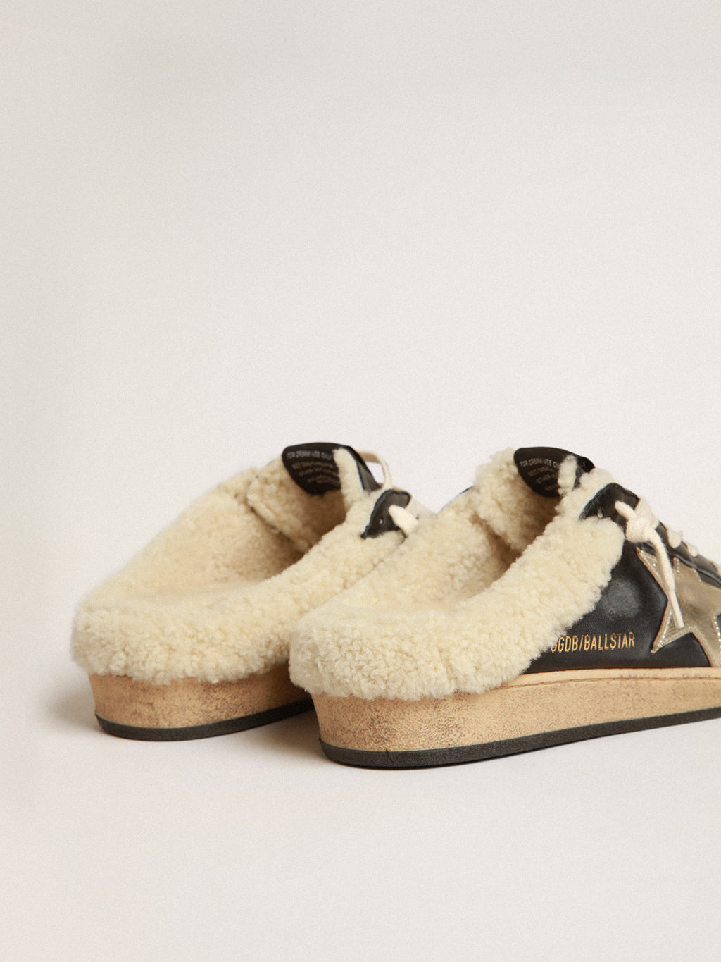 Ball Star Sabots in nappa with platinum star and shearling lining| Golden Goose