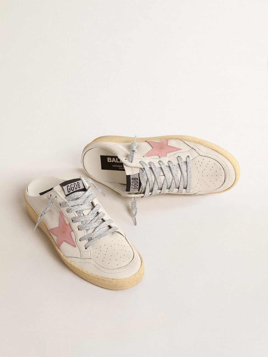 Ball Star Sabots in white nappa with an old-rose leather star| Golden Goose