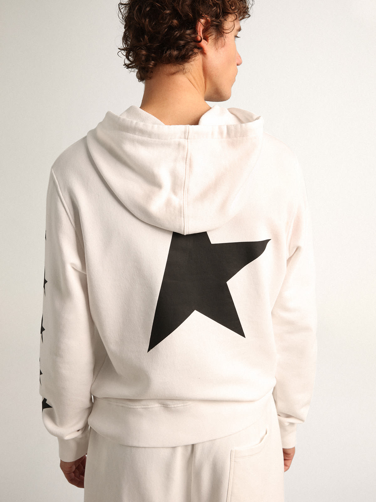 Alighiero Star Collection hooded sweatshirt in vintage white with contrasting black stars| Golden Goose