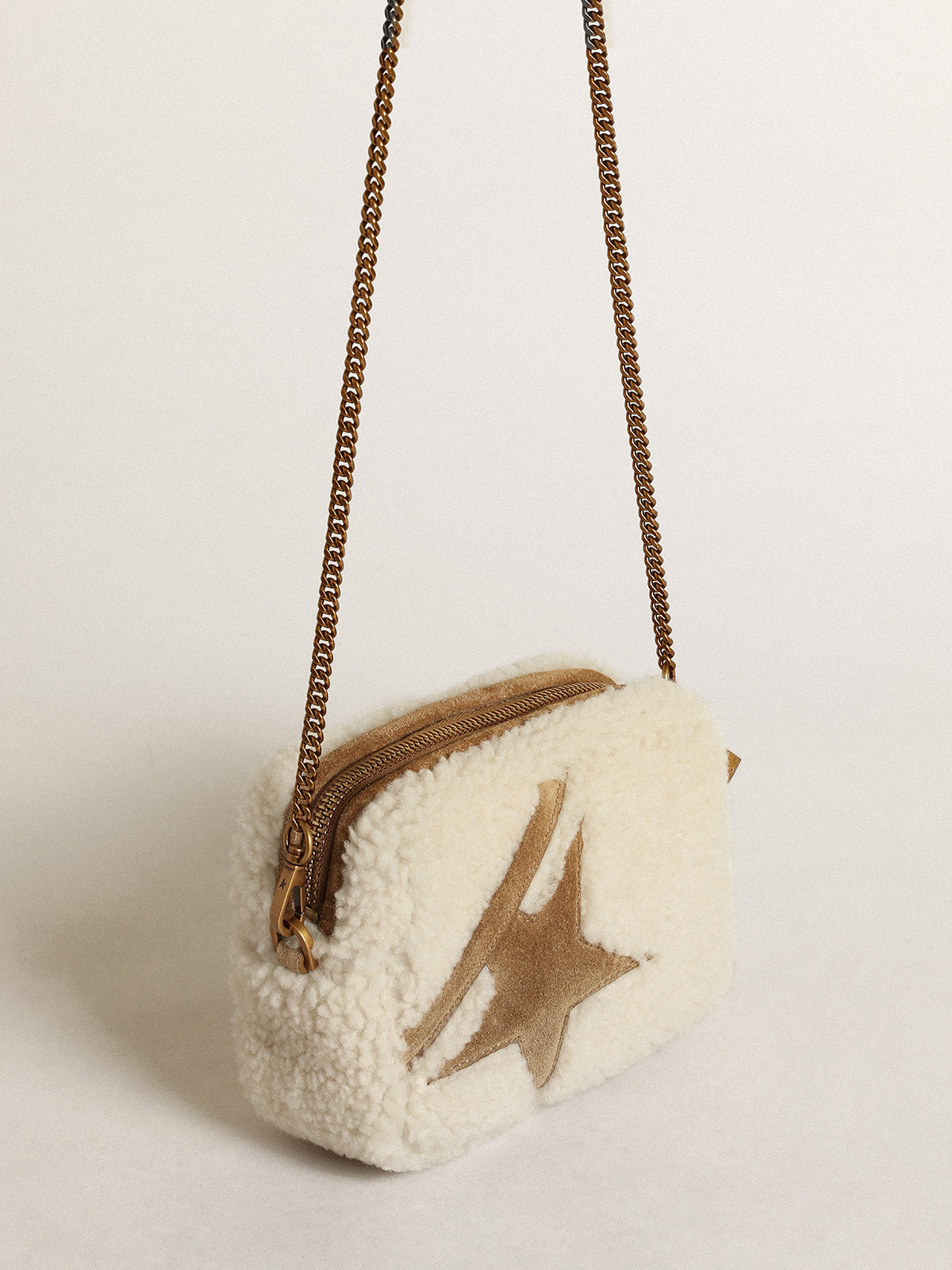 Star Bag in beige shearling with suede star| Golden Goose