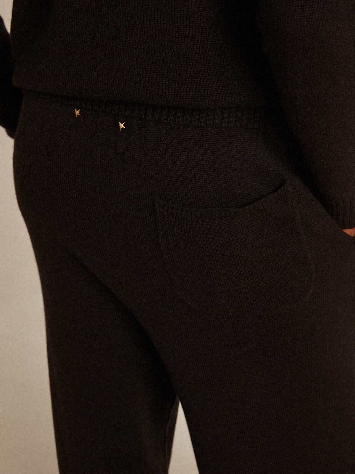 Men's black cashmere blend joggers| Golden Goose