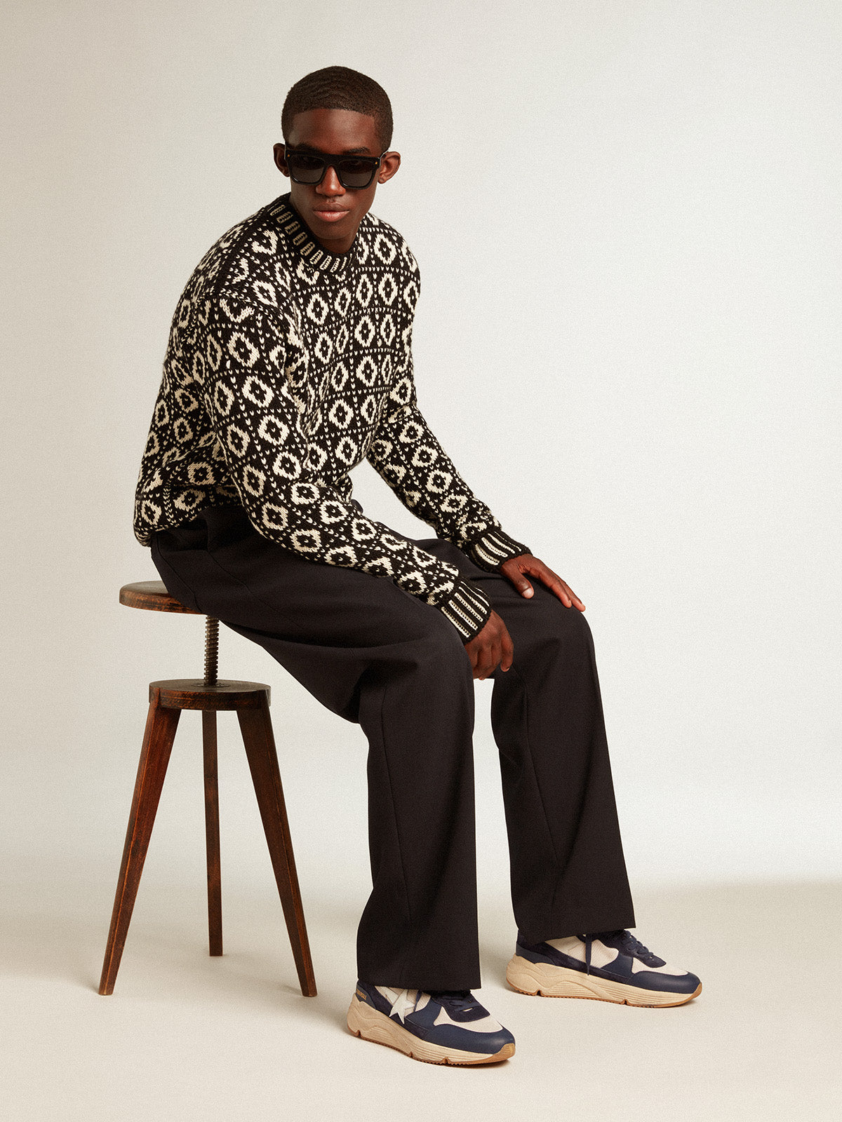 Running Sole in cream mesh and blue leather with a white leather star| Golden Goose