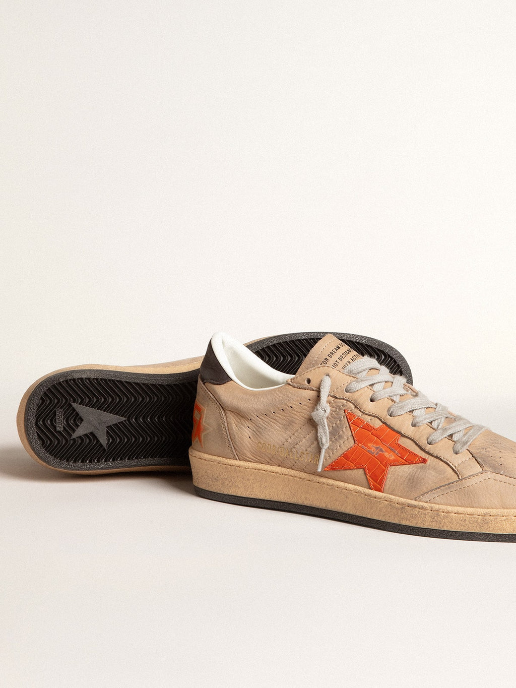 Ball Star in beige nubuck with croc-print leather star and nubuck heel tab| Golden Goose