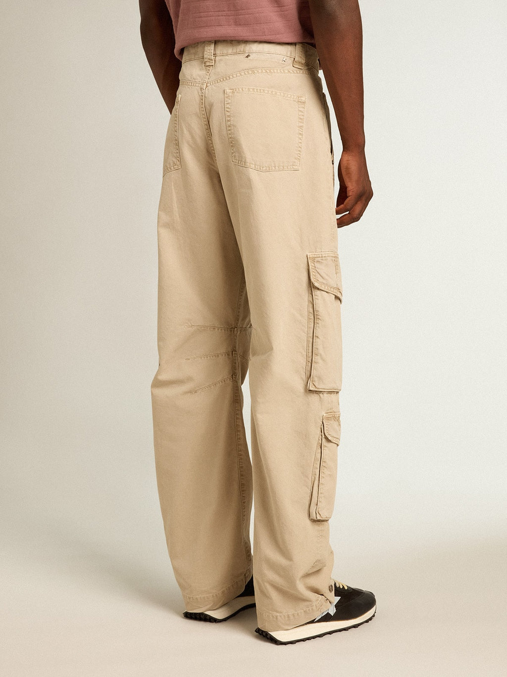 Men's khaki-colored cotton cargo pants| Golden Goose