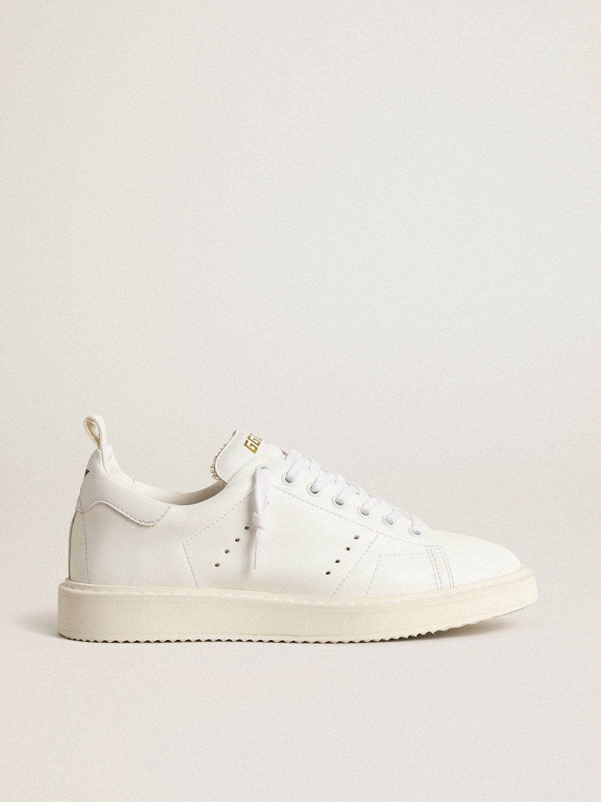 Women's bio-based Starter with white star and heel tab| Golden Goose