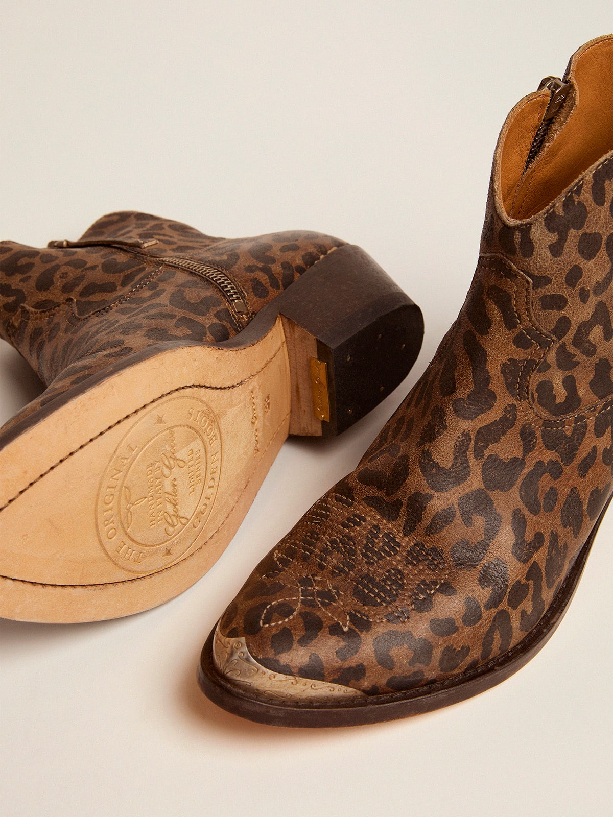 Women's leather ankle boots with leopard print| Golden Goose