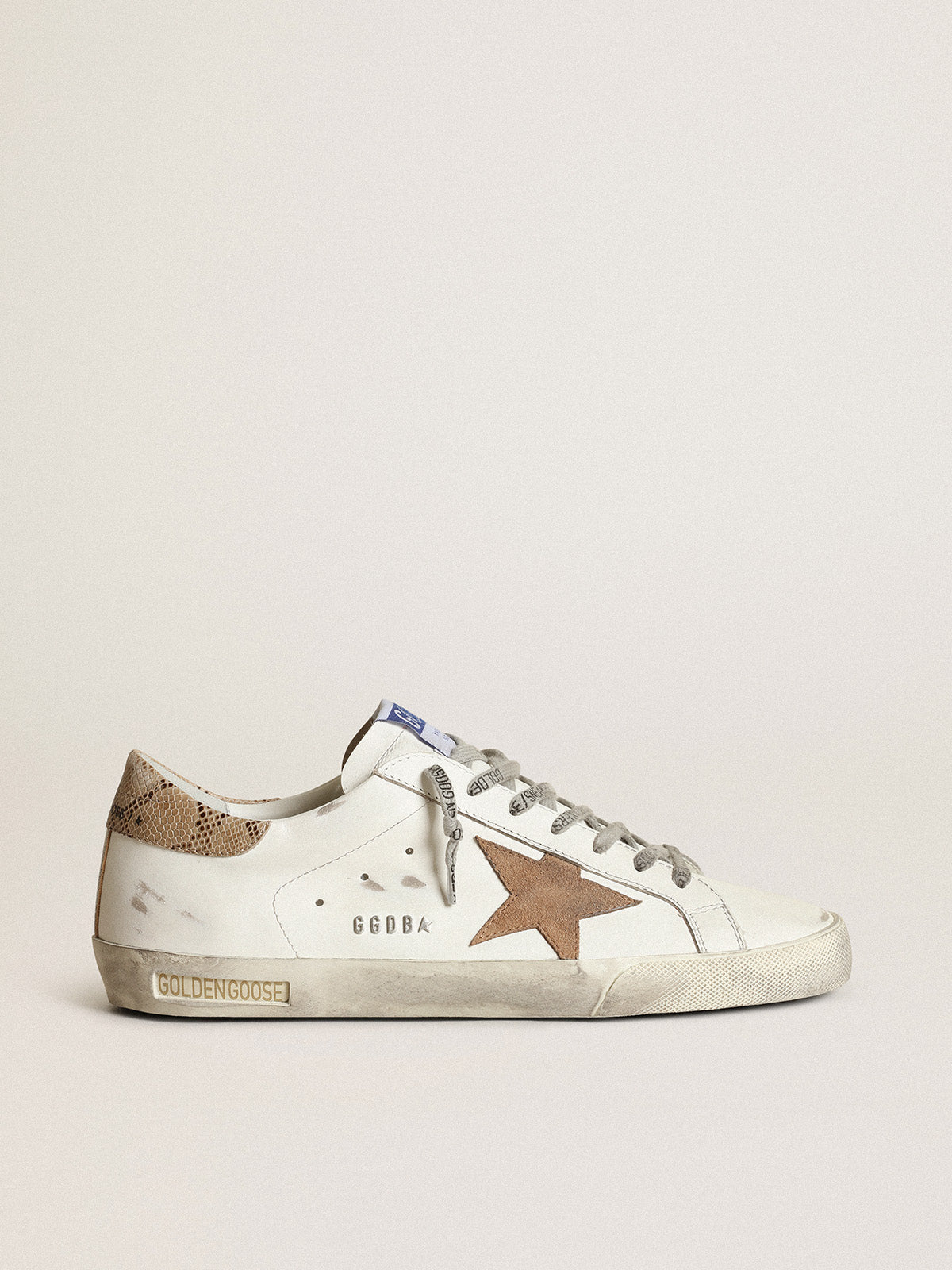 Super-Star with a tobacco suede star and beige heel tab| Golden Goose