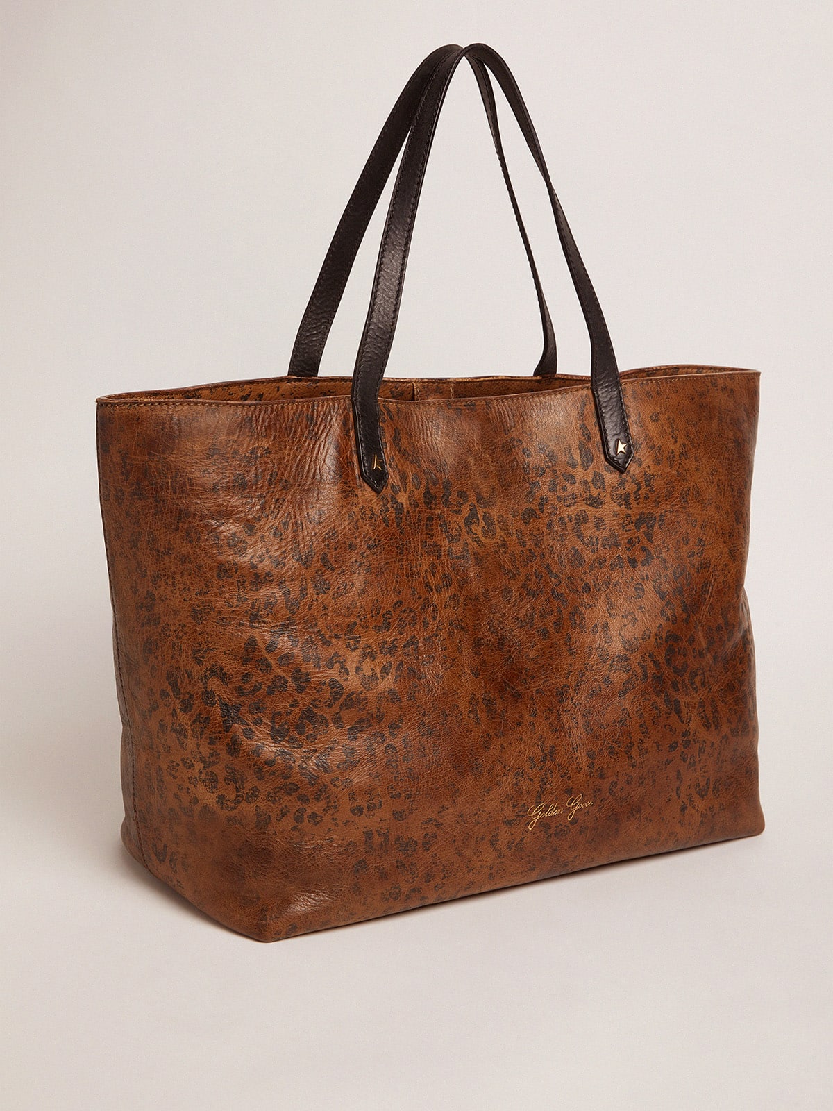 Pasadena Bag in hammered leather with leopard print and contrasting black handles| Golden Goose