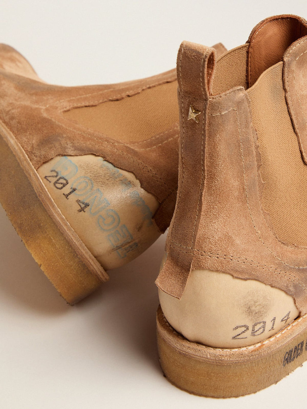 John Chelsea boots in caramel-colored suede| Golden Goose