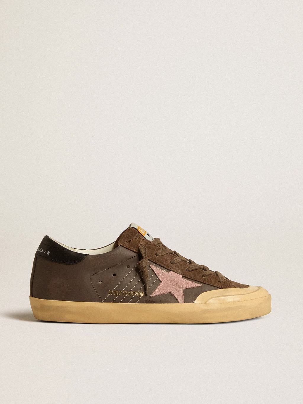 Women's Super-Star Penstar LTD in brown leather with pink suede star| Golden Goose