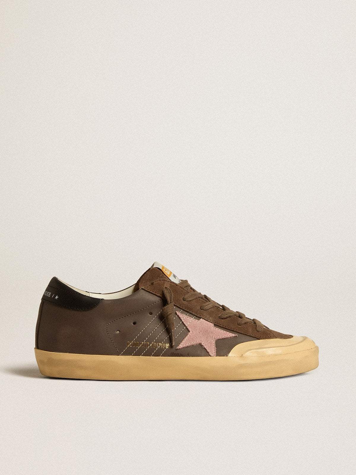Women's Super-Star Penstar LTD in brown leather with pink suede star| Golden Goose