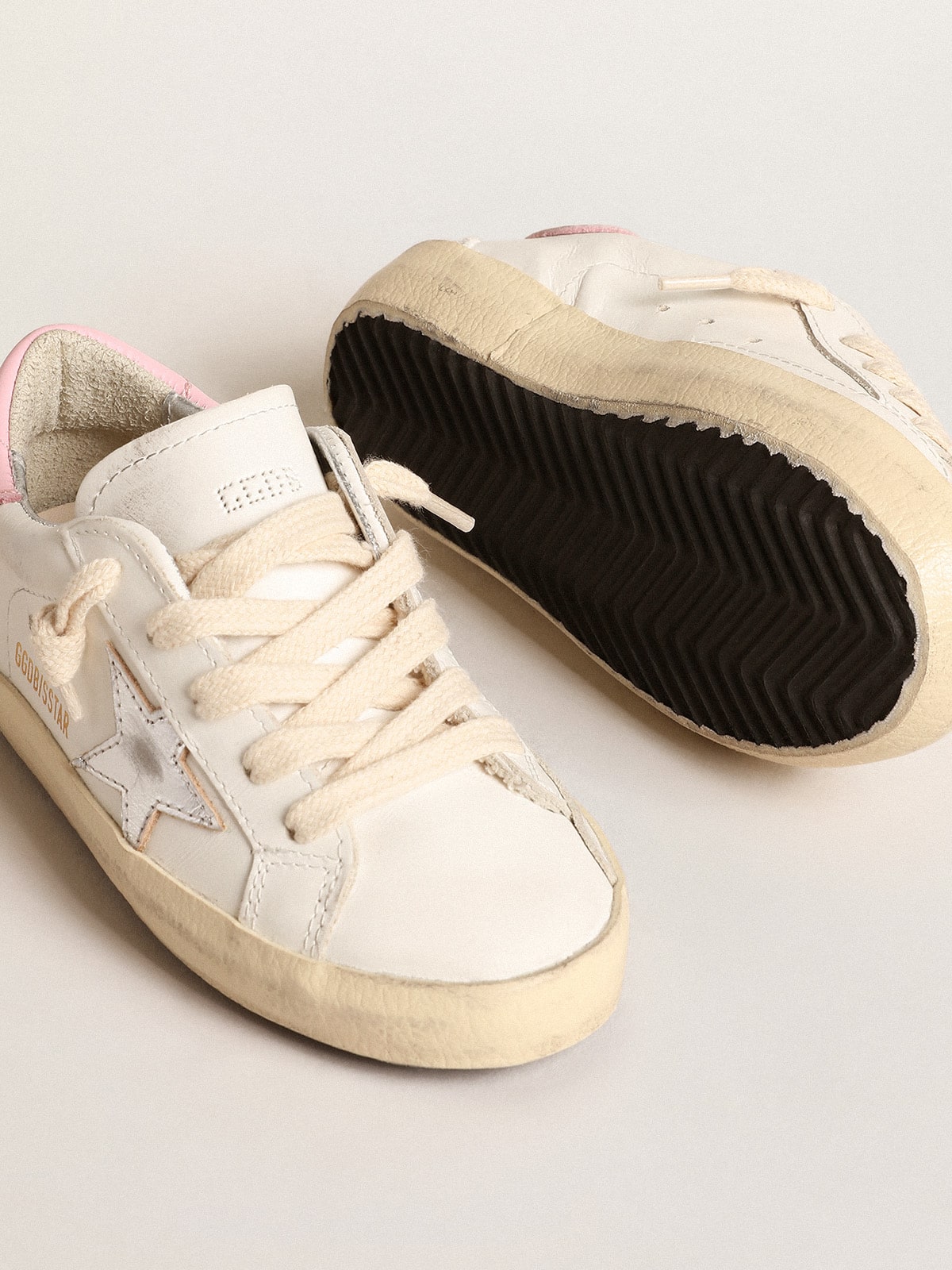 Super-Star Young with silver leather star and pink heel tab| Golden Goose