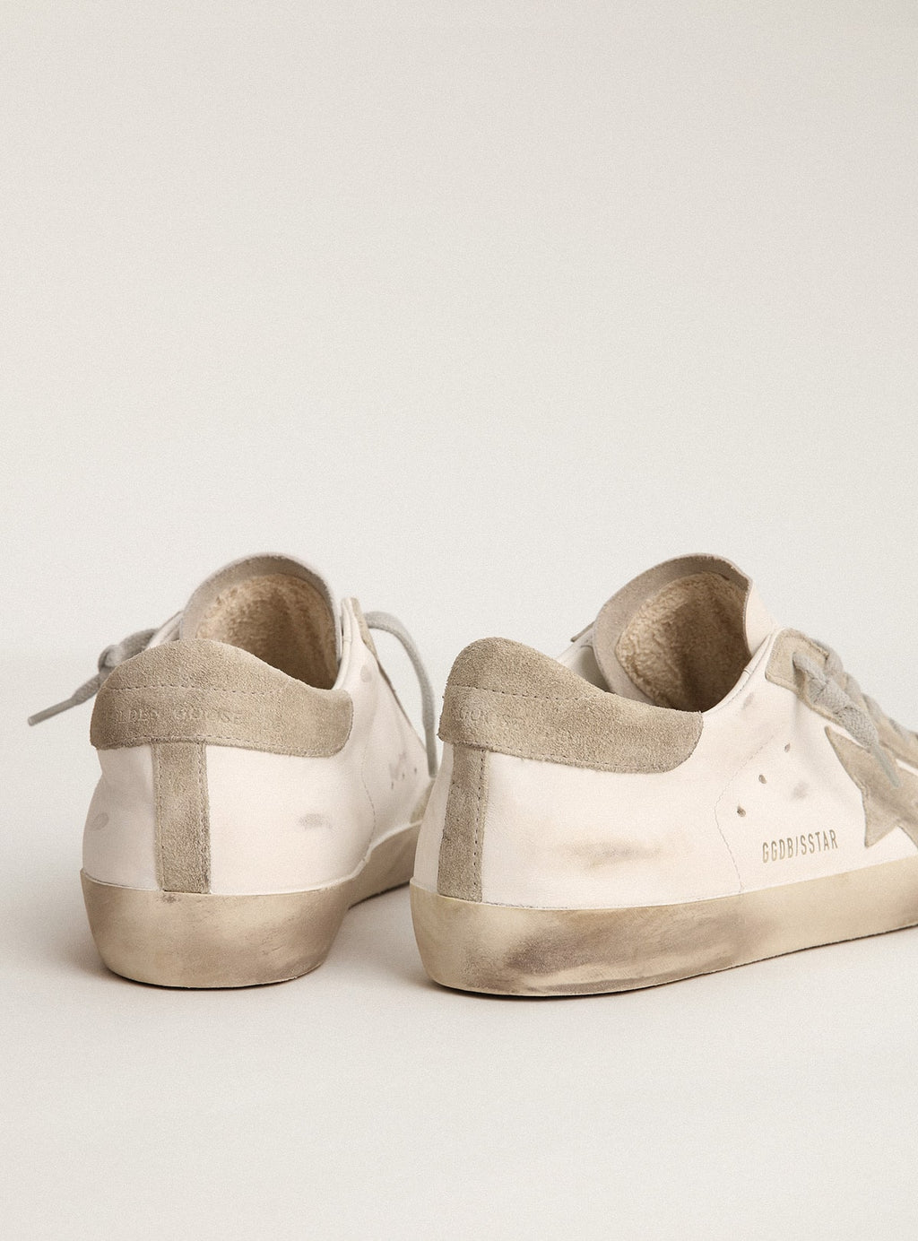 Women's Super-Star with gray suede star and heel tab| Golden Goose