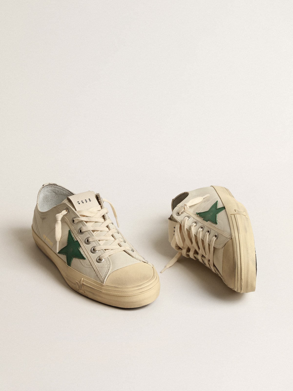 V-Star in glossy leather with green leather star| Golden Goose