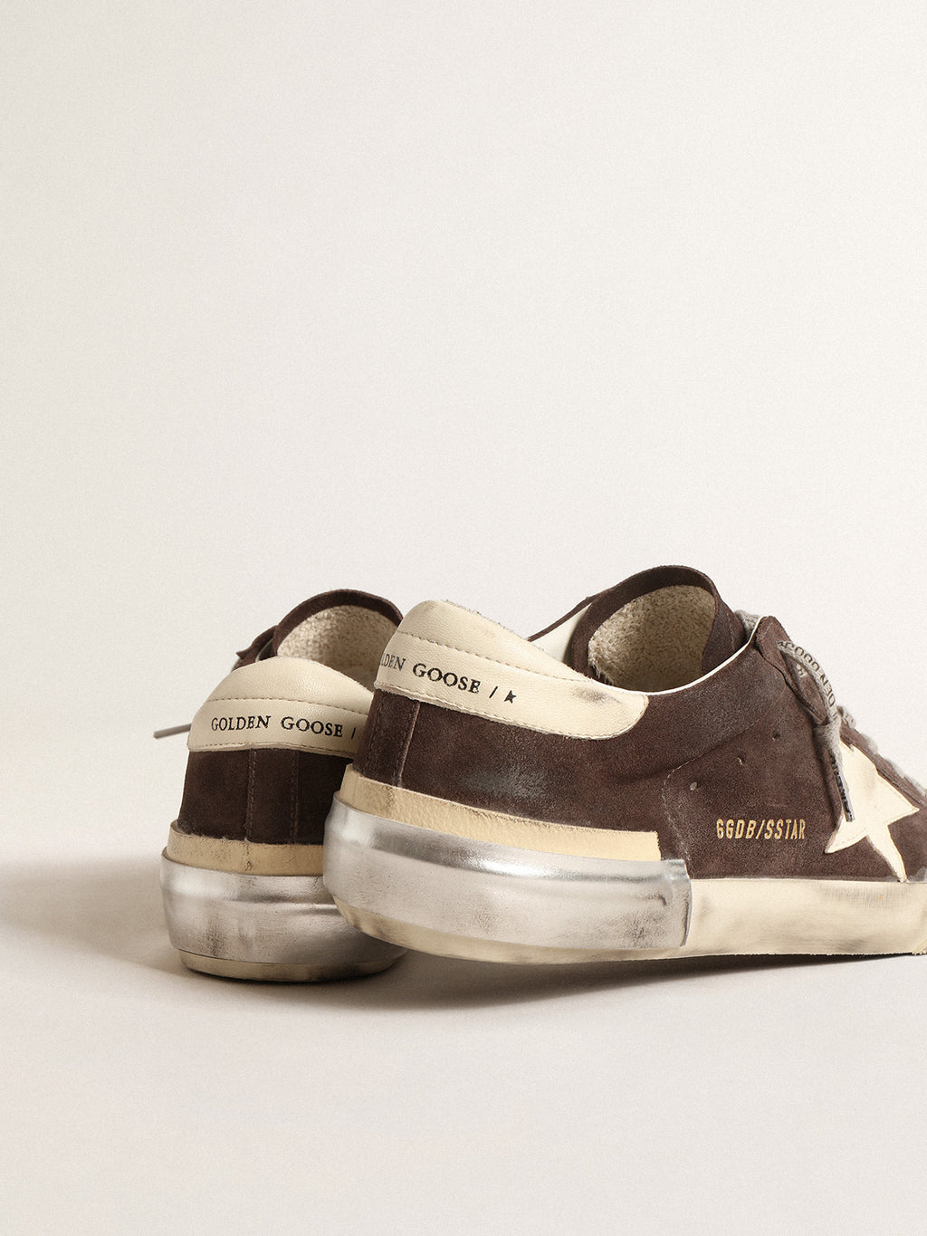 Super-Star in gray suede with ecru nappa star and heel tab| Golden Goose