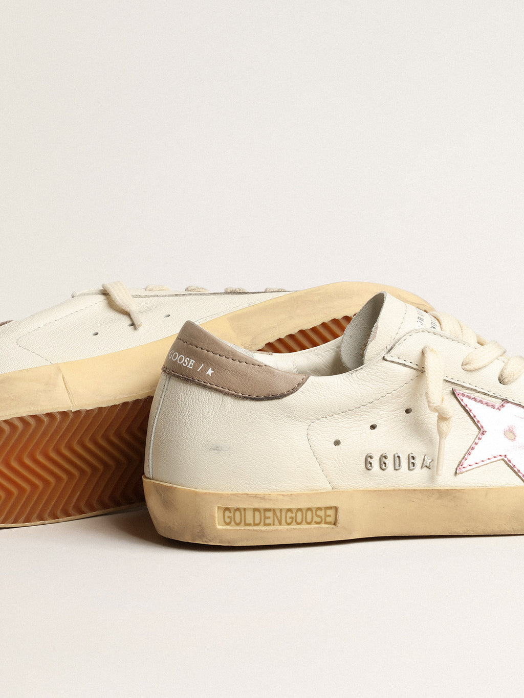Super-Star in white nappa with pink metallic leather star| Golden Goose