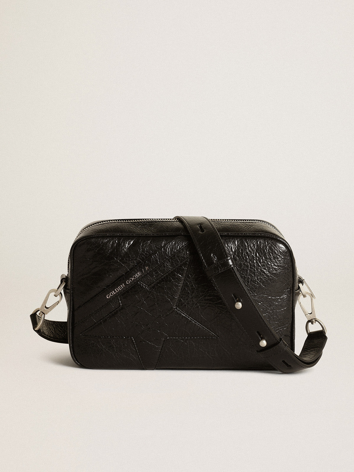 Women's Star Bag in glossy black leather with tone-on-tone star| Golden Goose