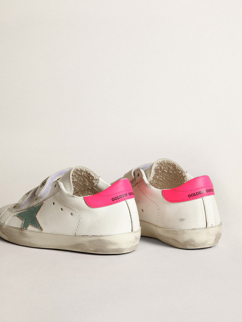 Young Old School with star in aquamarine laminated leather| Golden Goose