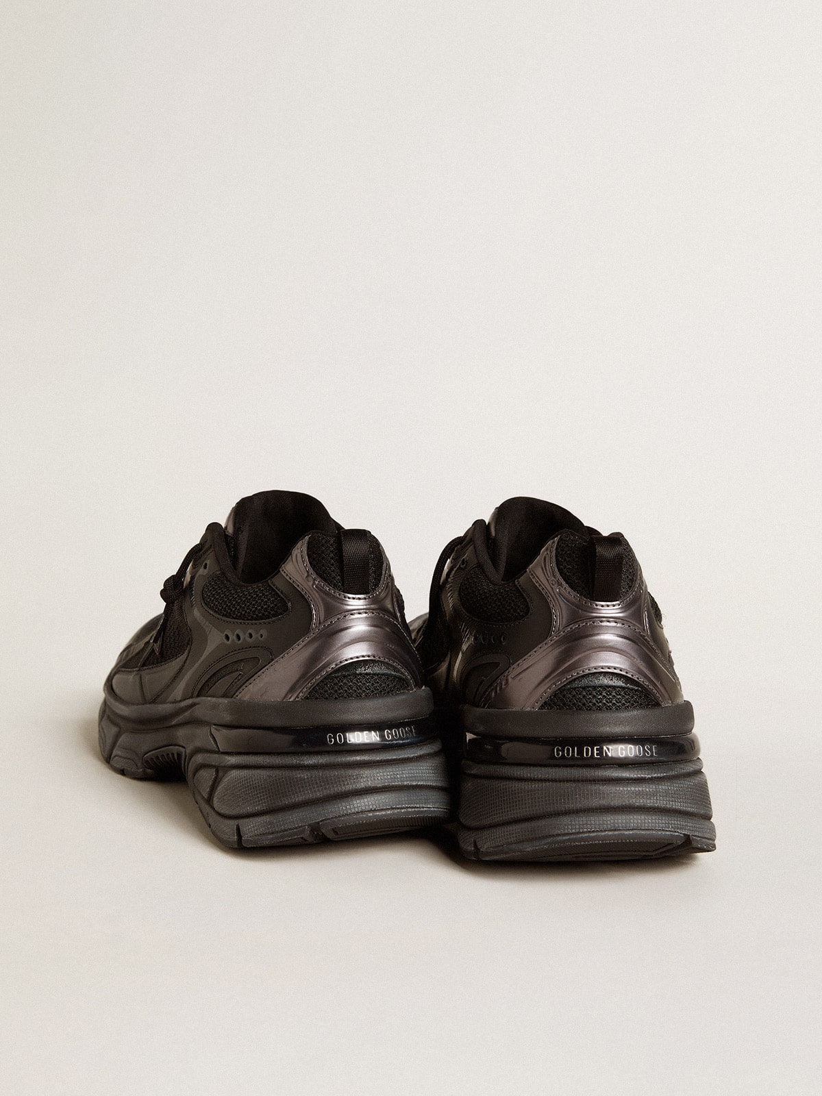 Women's Lightstar with black leather and mesh upper and black star| Golden Goose