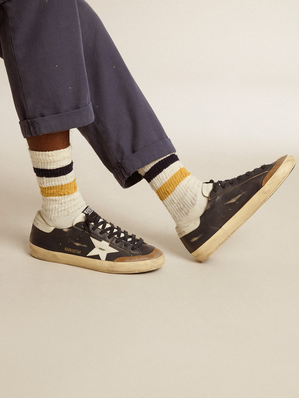 Aged-white socks with distressed details and two-tone stripes| Golden Goose
