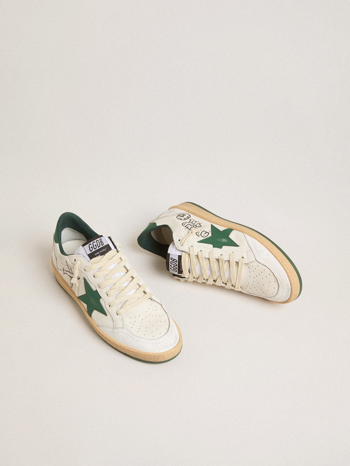 Women's Ball Star Wishes in white nappa leather with green leather star and heel tab| Golden Goose