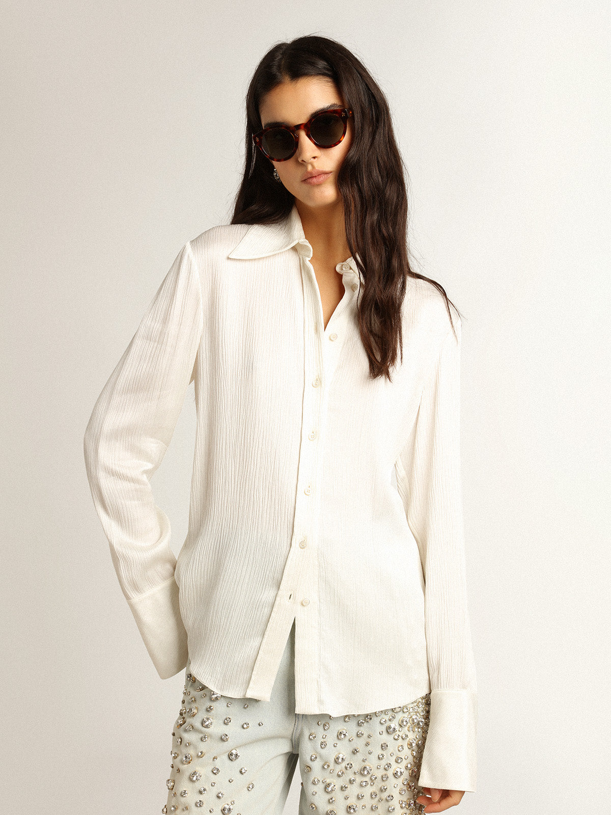 Parchment-colored slim-fit shirt| Golden Goose