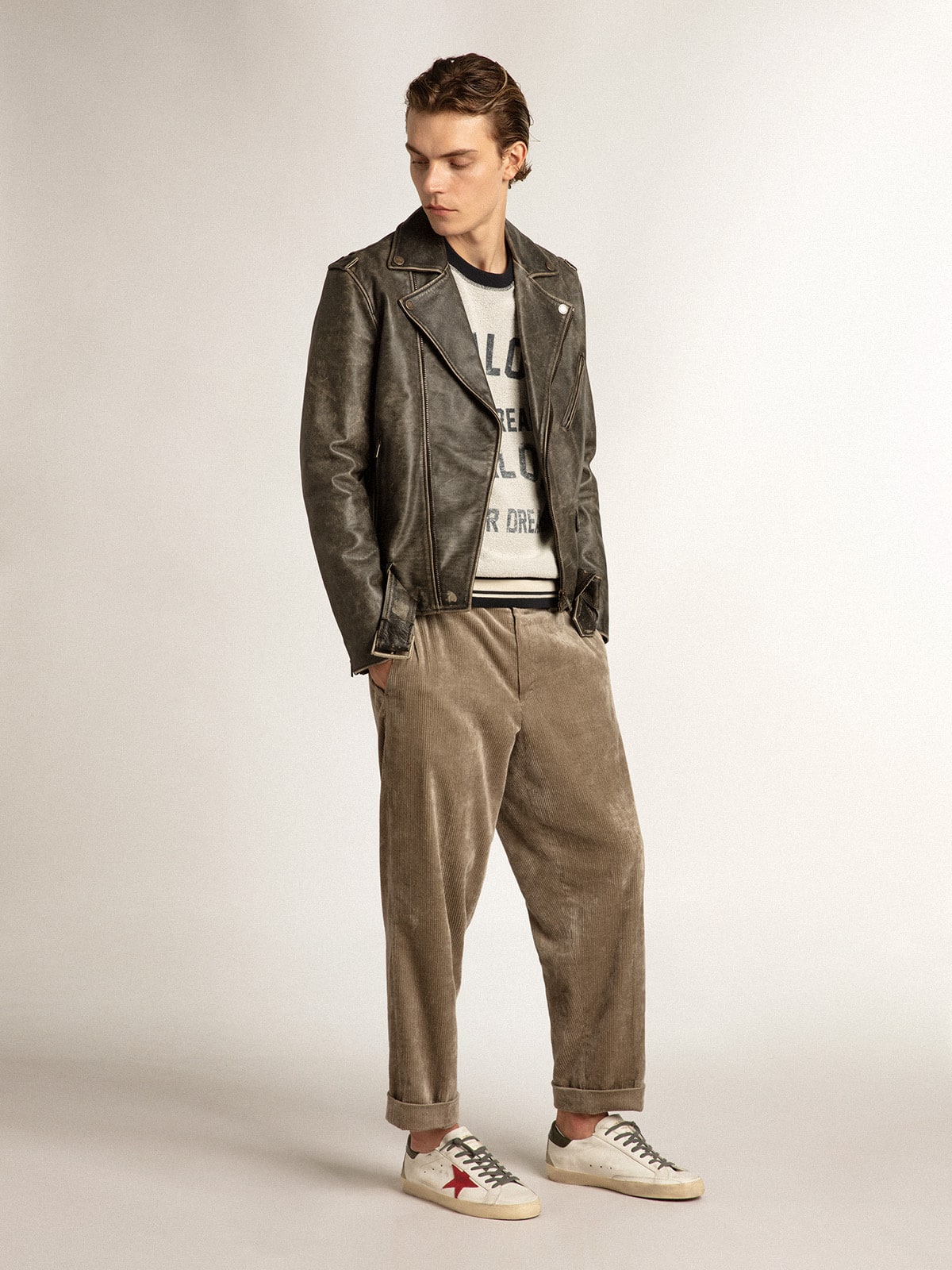 Men's Super-Star with red suede star and green leather heel tab| Golden Goose