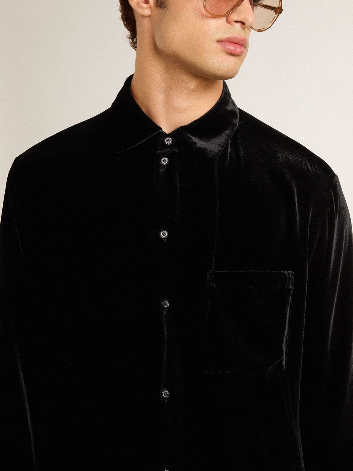 Velvet-effect black shirt with embroidery| Golden Goose