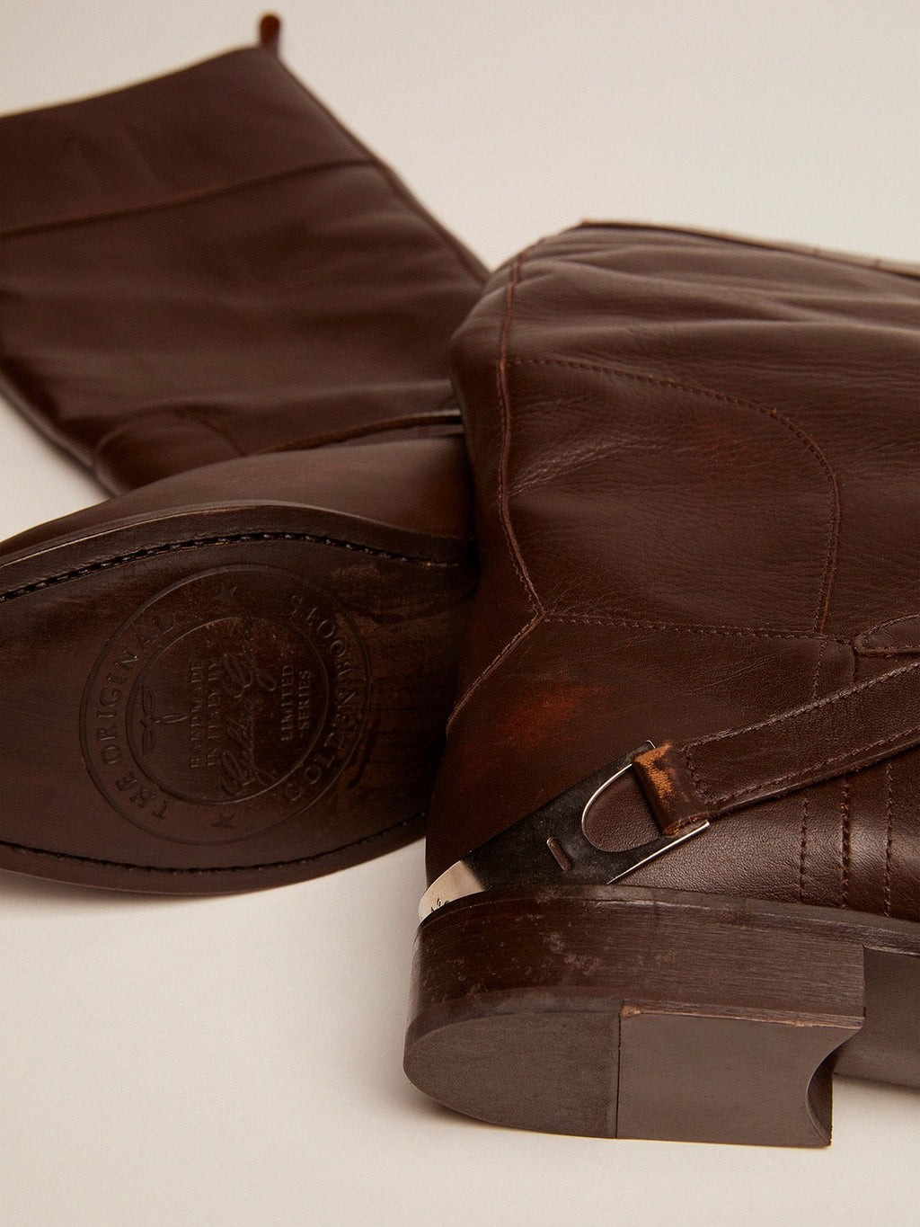 Women's Charlie boots in dark brown leather and clamp on the heel| Golden Goose