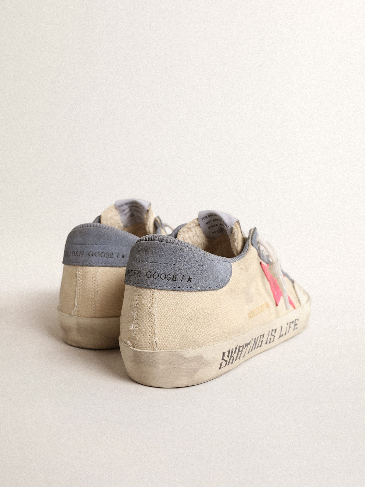 Super-Star Penstar LTD in canvas with lobster-colored suede star| Golden Goose