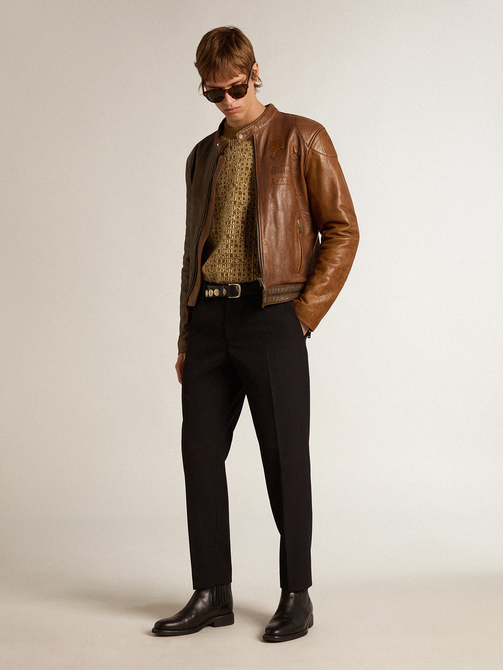 Round-neck sweater with olive-green jacquard lettering motif| Golden Goose