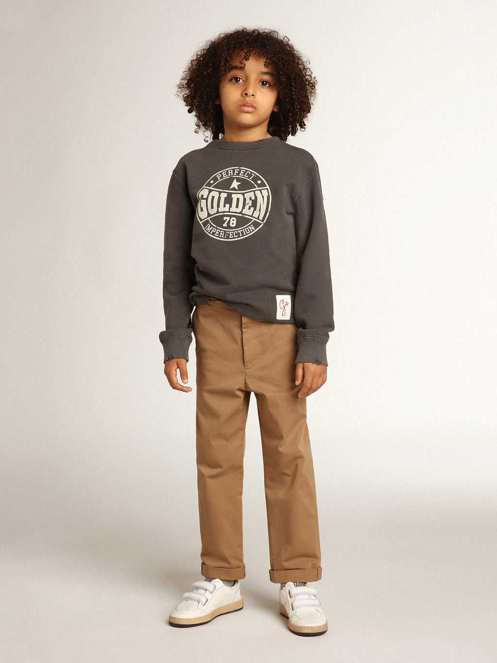 Boys' chinos in caramel cotton| Golden Goose