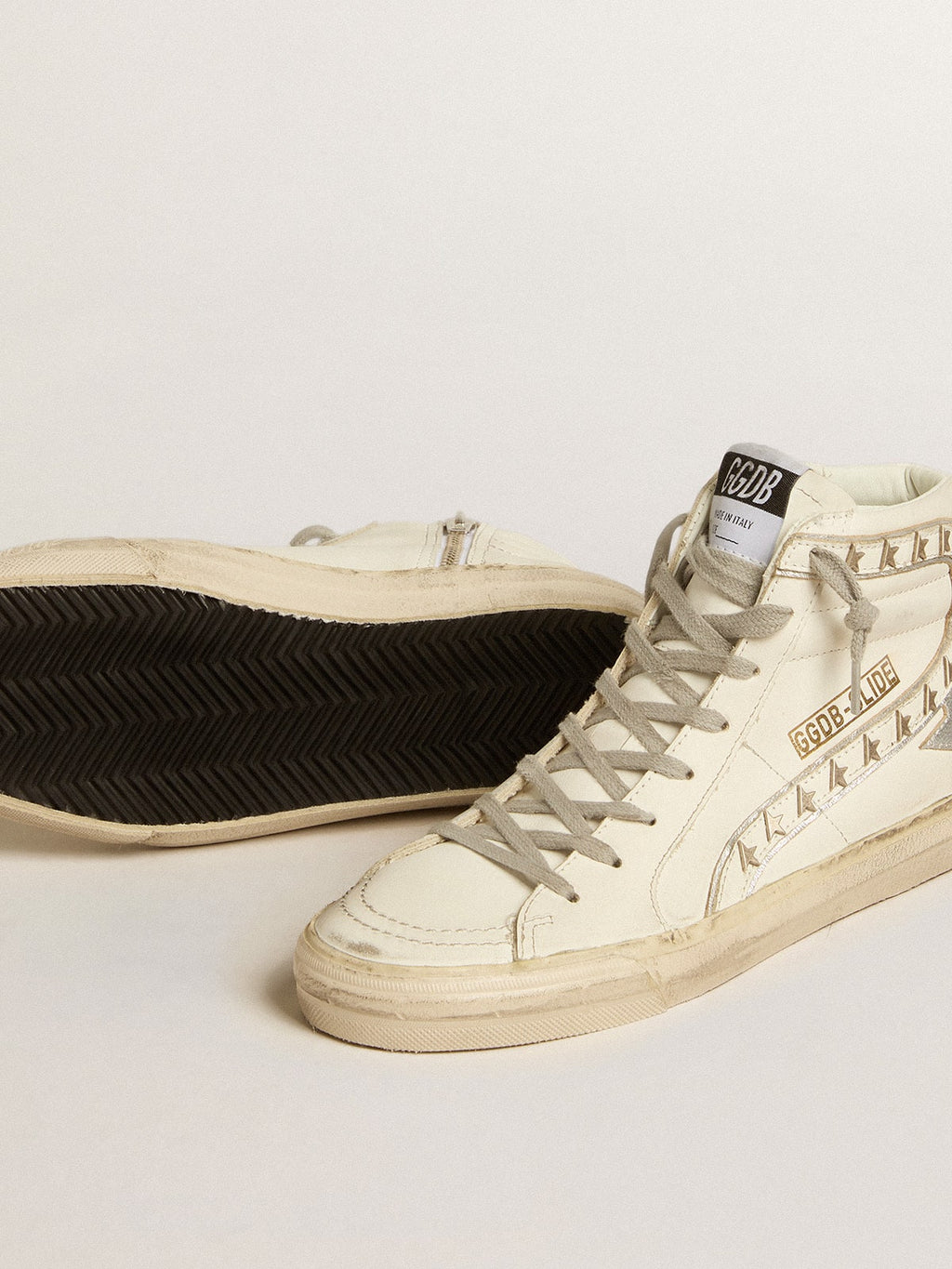 Slide with silver metallic leather star and leather flash with stars| Golden Goose