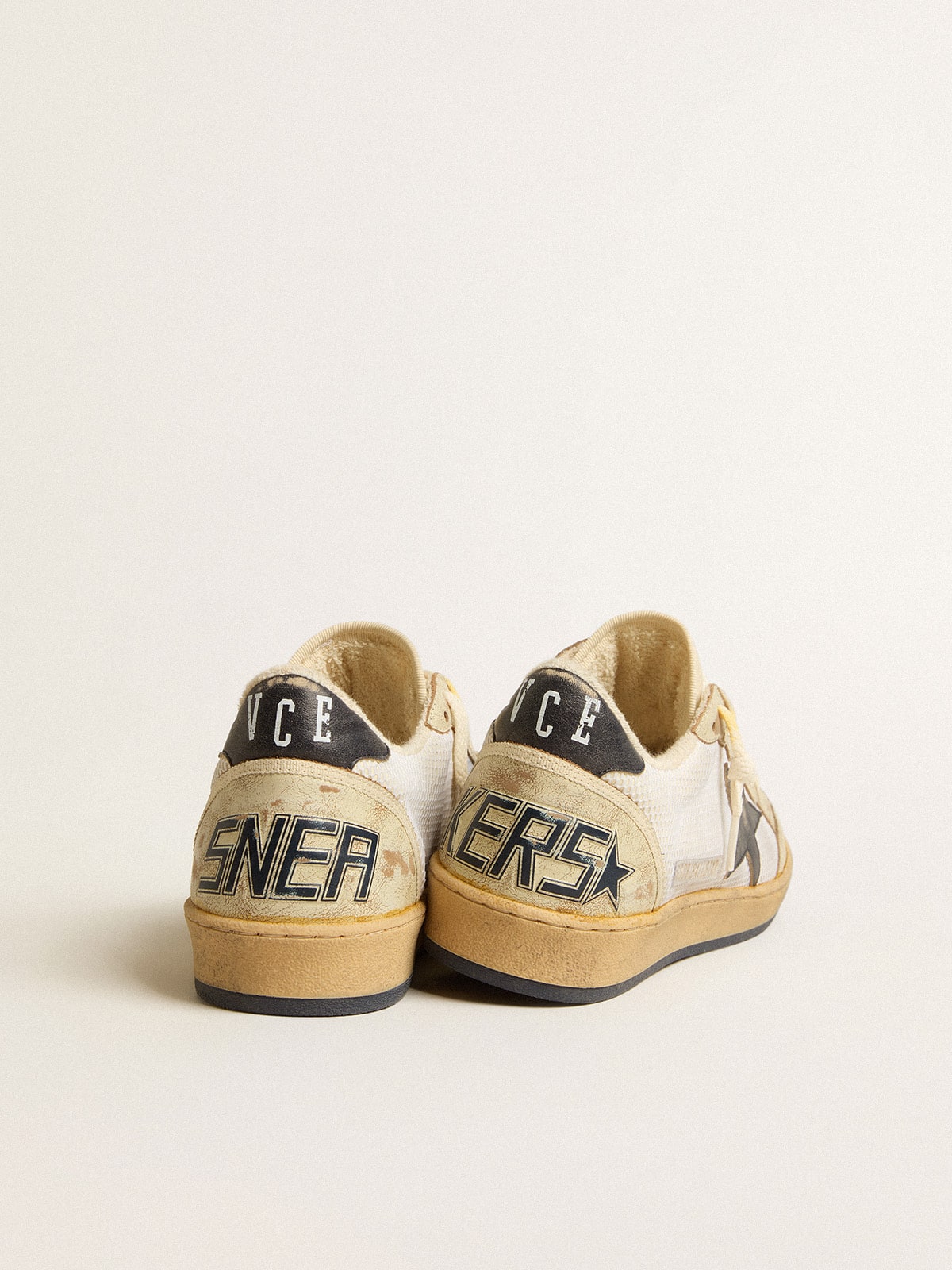 Ball Star in white mesh with vintage blue leather star and heel tab| Golden Goose
