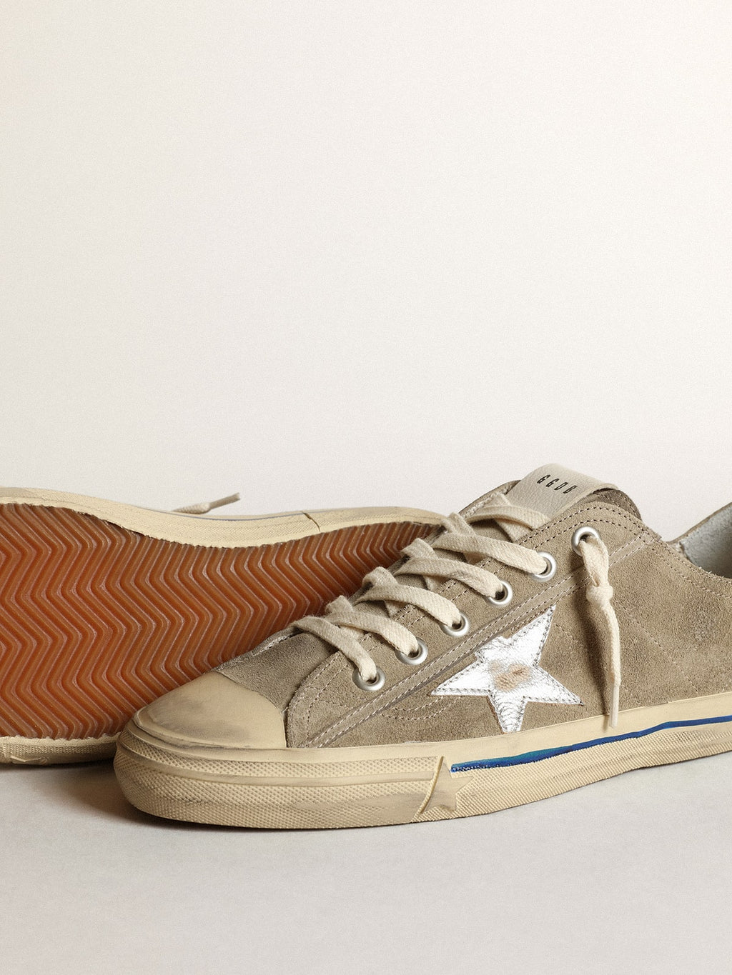 Men's V-Star with suede upper and silver star| Golden Goose
