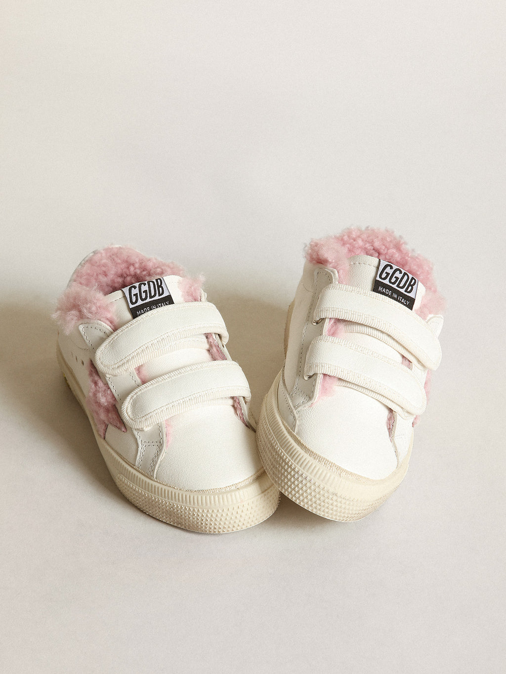 Young May School in white nappa with pink shearling star and lining| Golden Goose
