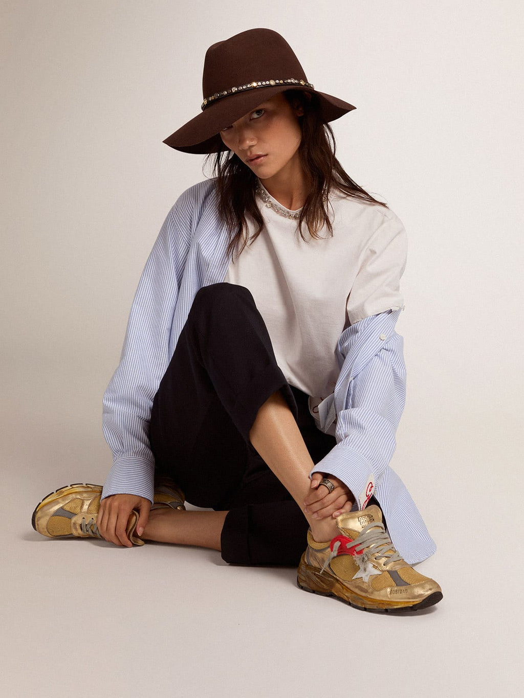 Women's Dad-Star gold with white star| Golden Goose
