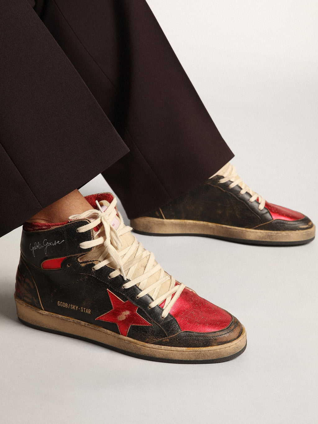 Men's Sky-Star in glossy black leather with red star| Golden Goose