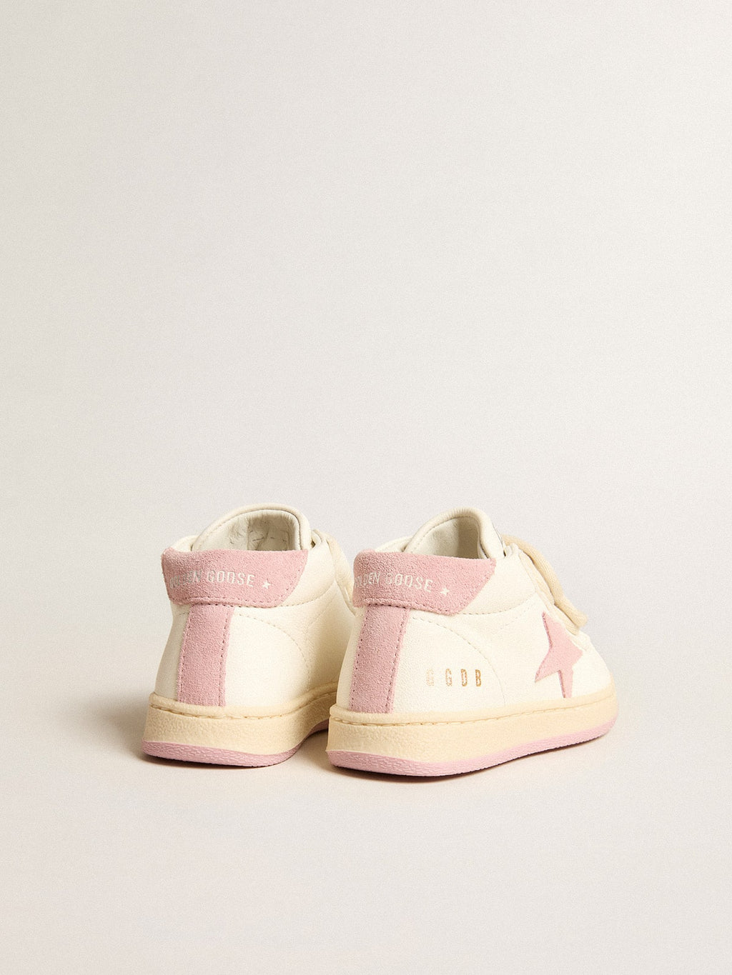 June Junior in nappa leather with old rose suede star and heel tab| Golden Goose